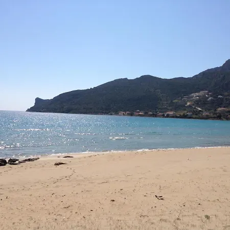 Fully Equipped House At Pachia Ammos