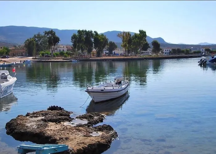 بيت للعطل Fully Equipped House At Pachia Ammos بليترا