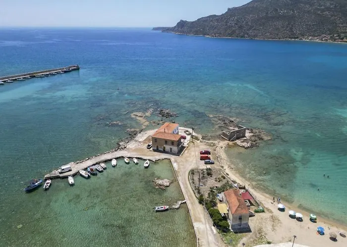 Fully Equipped House At Pachia Ammos *